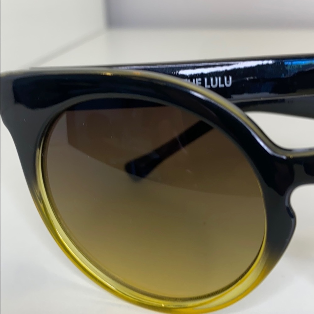 Komono Sunglasses NEW Lulu Black/ Yellow cat eye - Picture 13 of 16